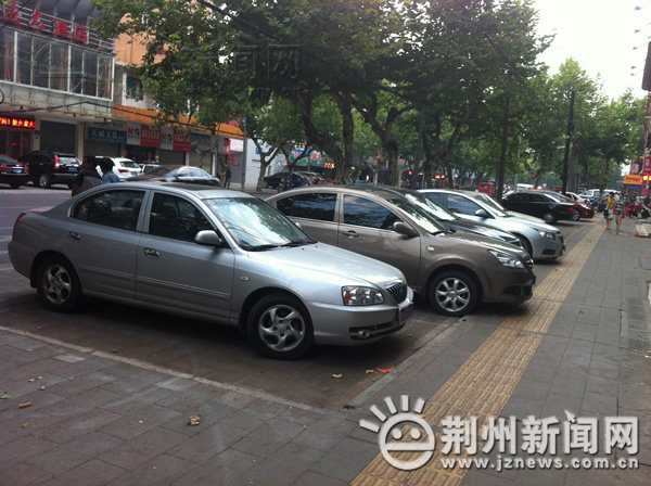 春节除夕至初六 荆州城区4000多车位将免费开