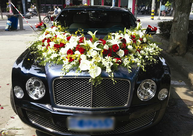 荆州婚车市场调查:婚车抢手市场混乱 如何规范